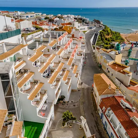 Penthouse Sea View By Holidays Αλμπουφέιρα