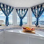 Penthouse Sea View By Holidays *