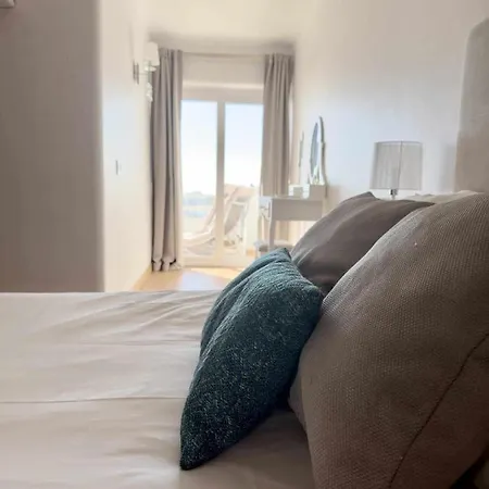 Apartment Holidays Penthouse Sea View