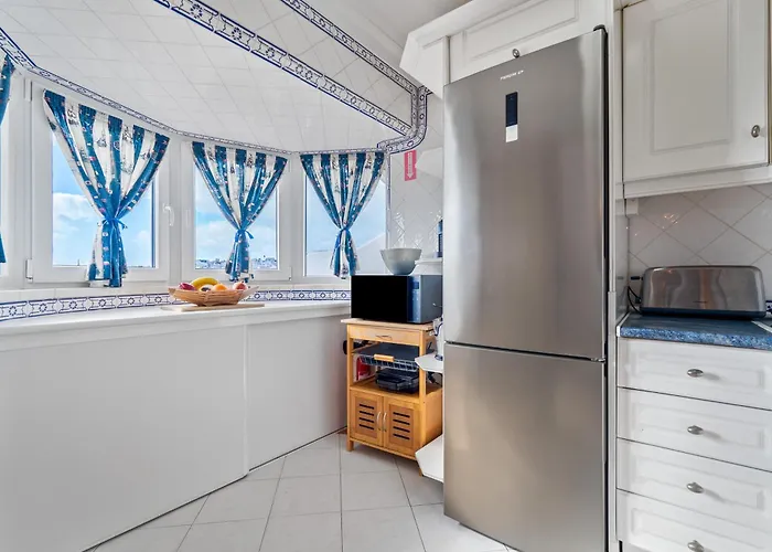 Penthouse Sea View By Holidays 아파트 *